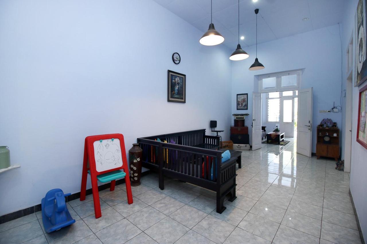 Reddoorz Near Stasiun Lawang Hotel Luaran gambar
